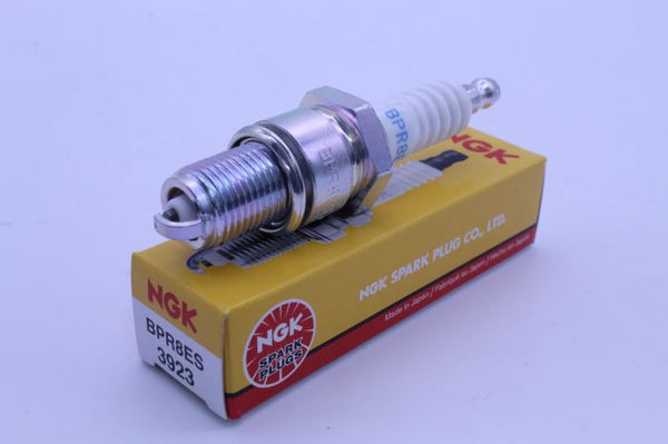 NGK Standard Spark Plug — BPR8ES