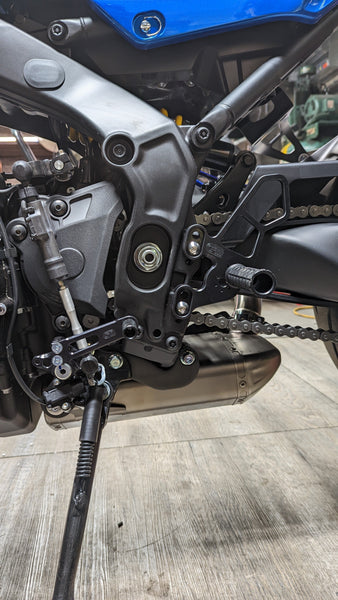 Woodcraft Yamaha XSR900 Rearset Kit, Complete W/Pedals