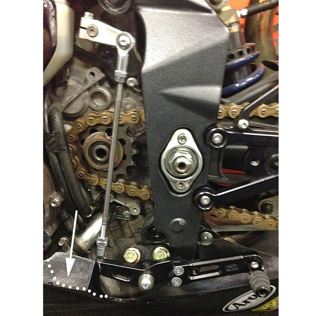 Woodcraft Triumph Daytona 675/R/Street Triple Rearsets - GP Shift w/QS Rod - RACE USE ONLY (No Side Stand)