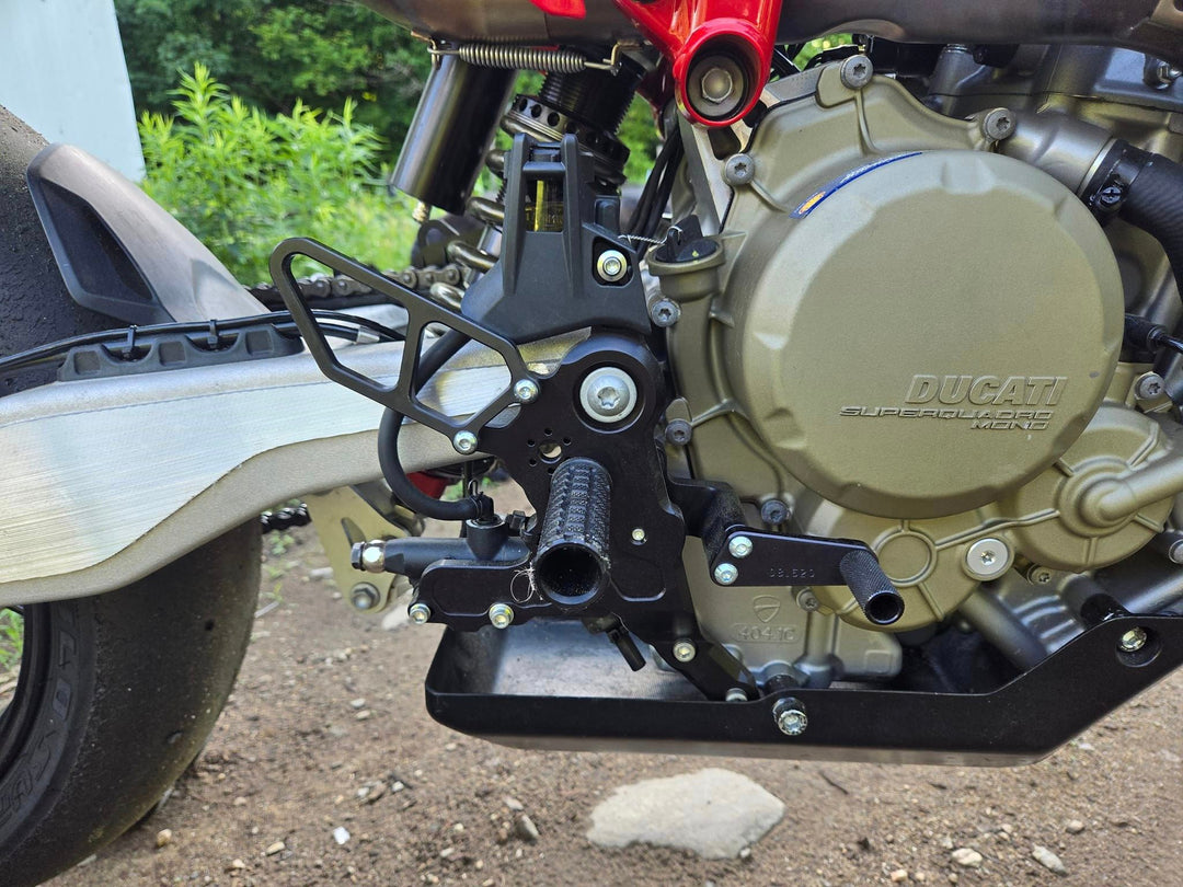 Woodcraft Ducati Hypermotard 698 Mono Rearset Kit - STD Shift