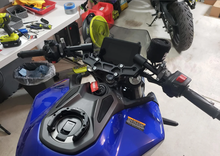 Woodcraft Clipon Adapter Plate w/ XL Black Bars Yamaha 2017 FZ-09, MT-09, XSR900 2022-25