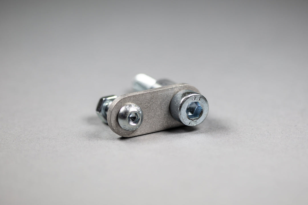 Woodcraft Brake Reservoir Bracket 05+ GSXR1000, 06+ GSXR600/750