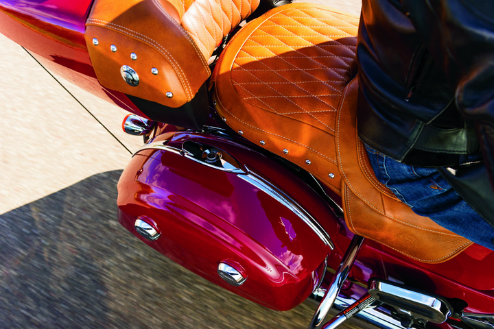 Kuryakyn Saddlebag Top Trims