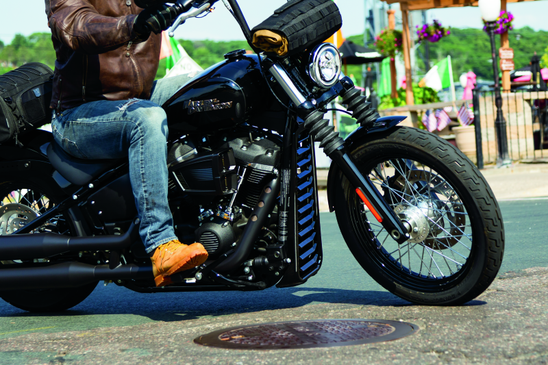 Kuryakyn Precision Chin Spoiler M8 Softail Models Black