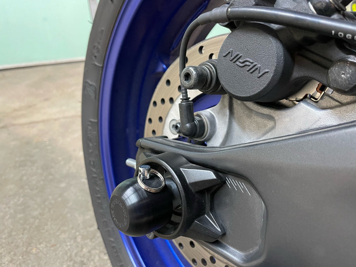 Woodcraft Yamaha FZ07,MT07 Rear Axle Slider Kit