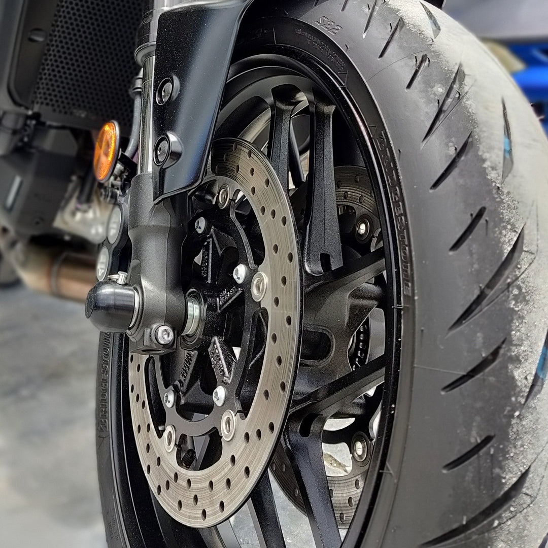 Woodcraft Front Axle Slider Kit, Yamaha FZ1 2006-15, FZ6 2006-10, MT09 2021-24, Tracer 900/GT 2021-24