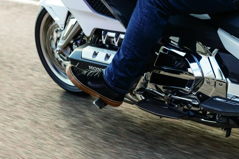 Kuryakyn Omni Cruise Mounts With Pegs