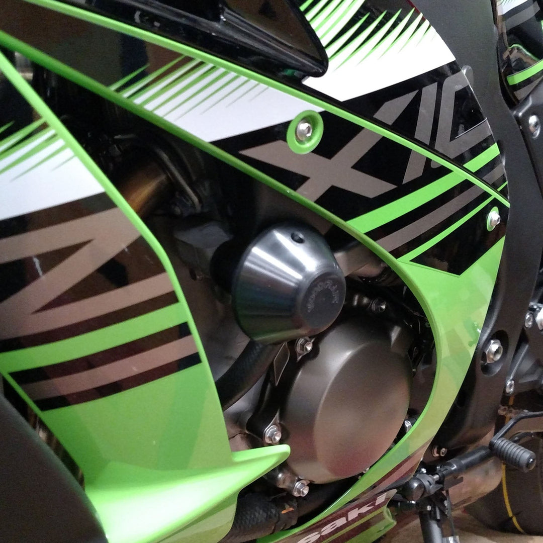 Woodcraft Kawasaki ZX10R Frame Slider Kit w/ pucks