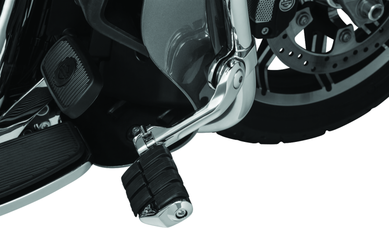 Kuryakyn Tour-Tech Cruise 6 in. Mount Arms With ISO Wing Pegs 1-1/4 in. Clamp