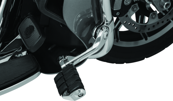 Kuryakyn Tour-Tech Cruise 6 in. Mount Arms With ISO Wing Pegs 1-1/4 in. Clamp