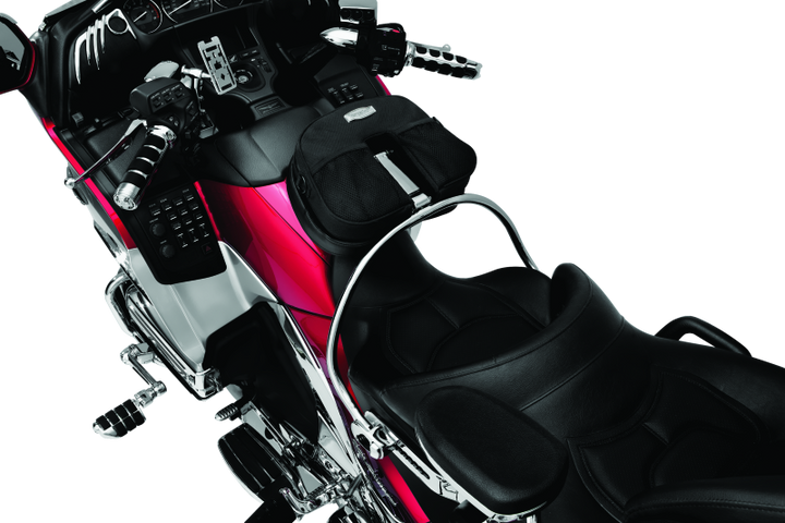 Kuryakyn Revolution Backrest