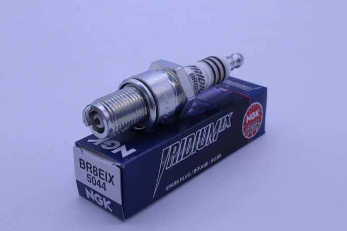 NGK Iridium IX Spark Plug — BR8EIX (Solid Terminal)