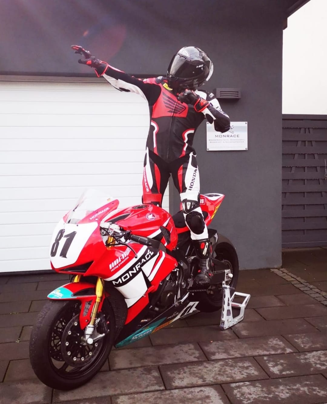 Custom Stingray Race Suit