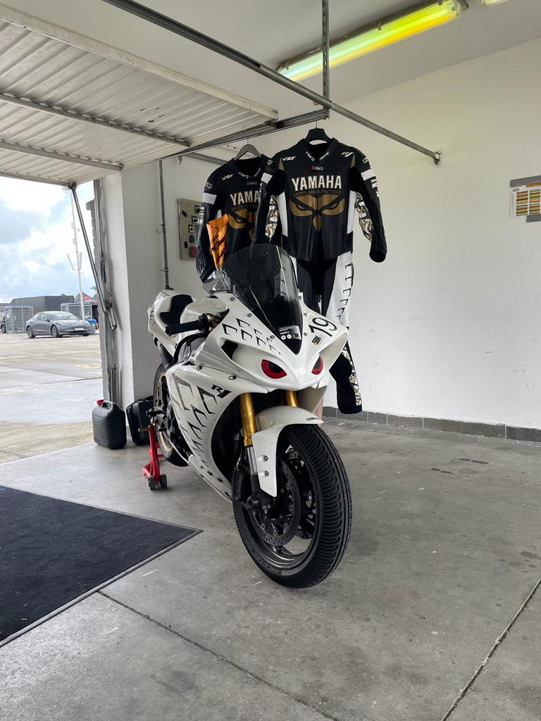 Custom Stingray Race Suit