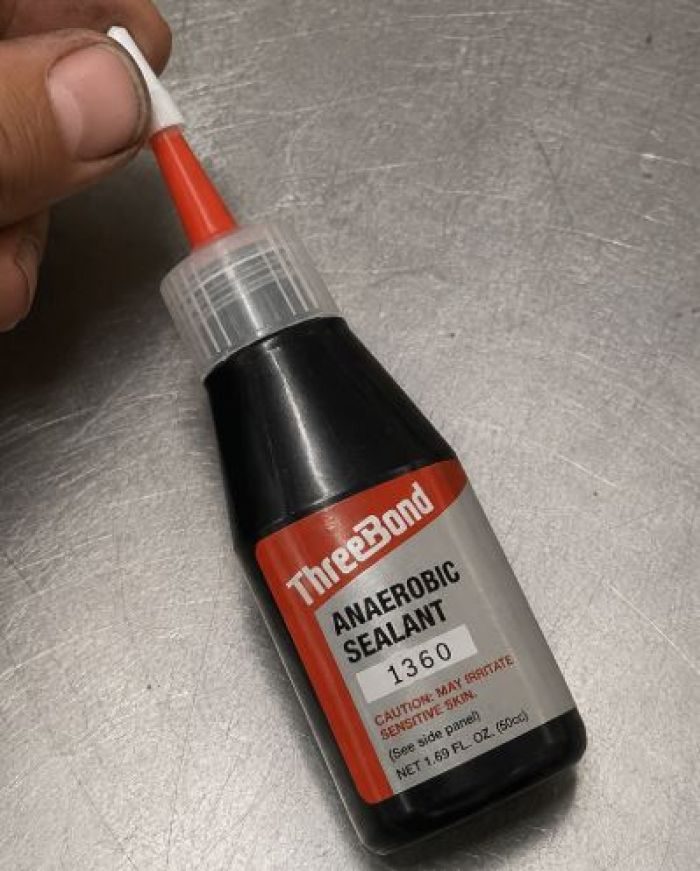 Three Bond 1360 Hi-Temp Medium Strength Threadlock (50mL)