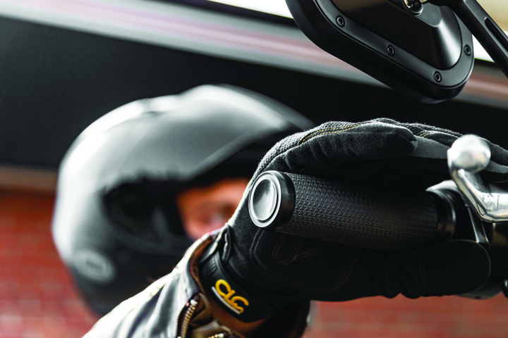 Kuryakyn Thresher Grips Throttle-By-Wire