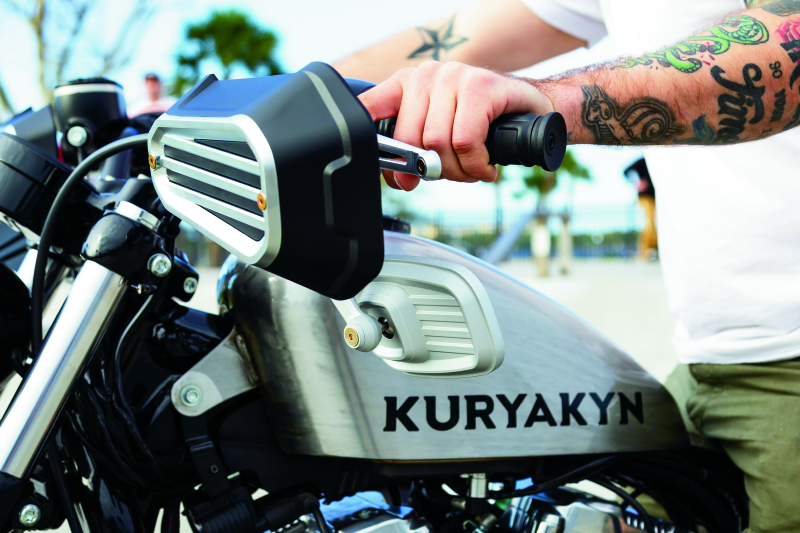 Kuryakyn Dillinger Grips Dual Cable