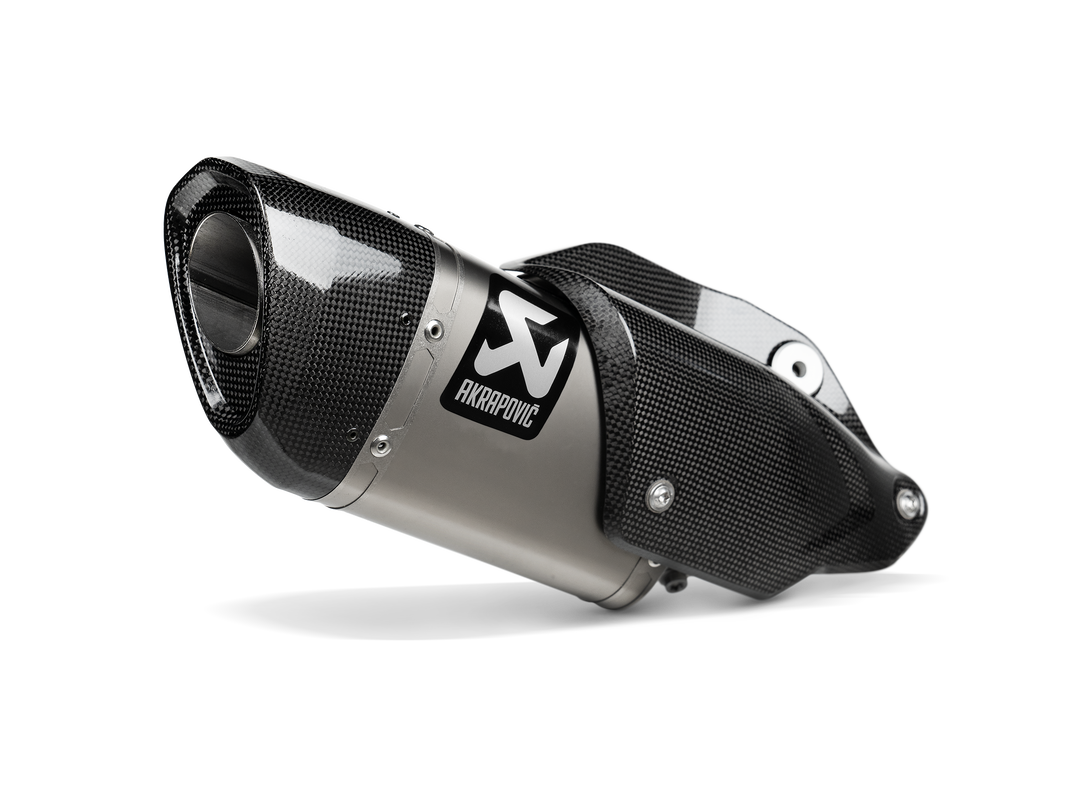 Akrapovic Slip-On Exhaust Suzuki GSX-S1000GT / GSX-S1000GX / Plus 2021-2025