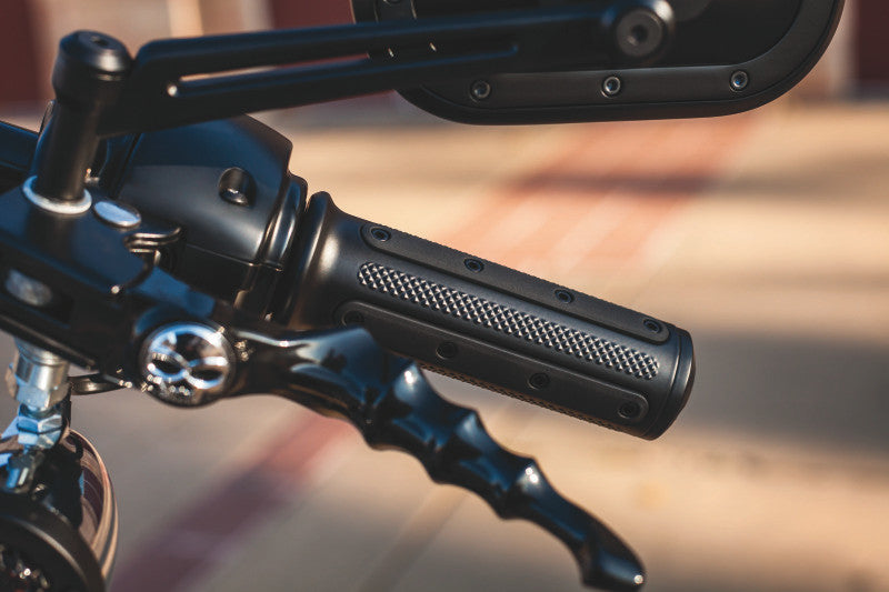 Kuryakyn Heavy Industry Grips Dual Cable