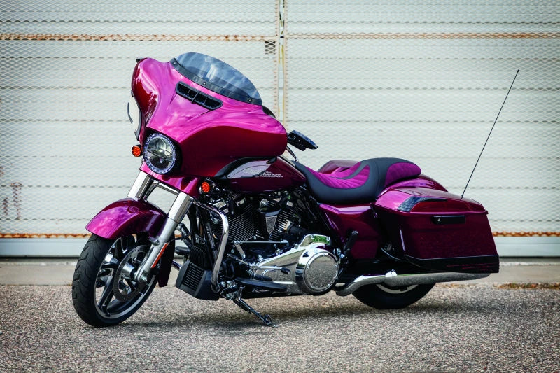 Kuryakyn Tri-Line Saddlebag Hinge Covers