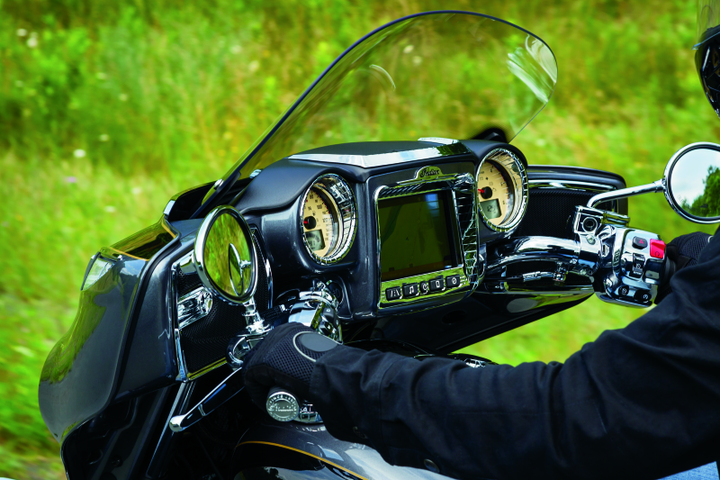 Kuryakyn Stereo Accents Indian