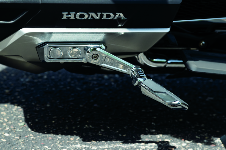 Kuryakyn Omni Cruise Mounts With Pegs