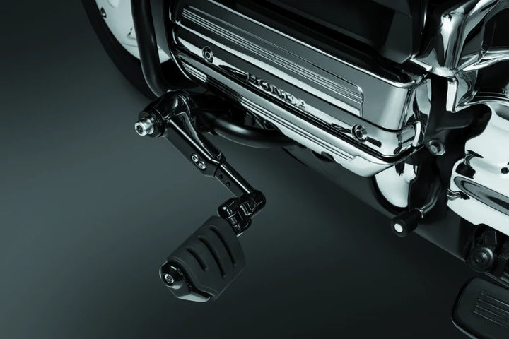 Kuryakyn Ergo III Adjustable Mounts With Trident Dually ISO Pegs