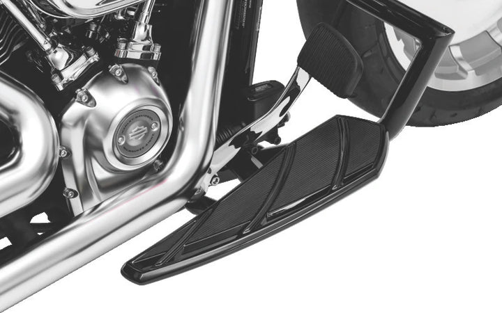 Kuryakyn Phantom Floorboards 18 and Up H-D Softails Black